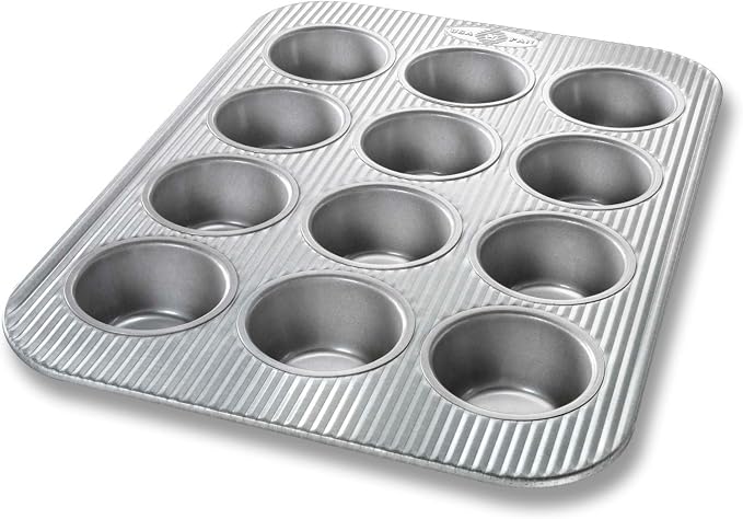 USA Pan 12-Well Muffin Pan by USA Pan