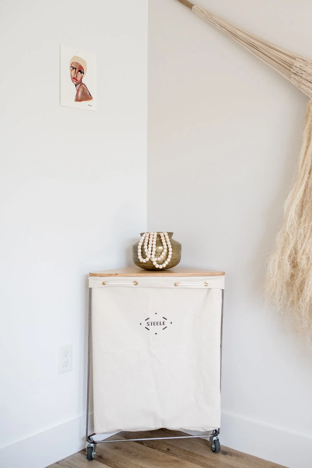 Corner Bag Caddie Wood Lid by Steele Canvas