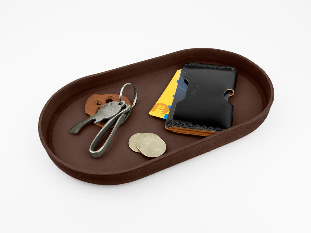 No. 473 Large Oval Leather Valet Tray, Brown by Billykirk
