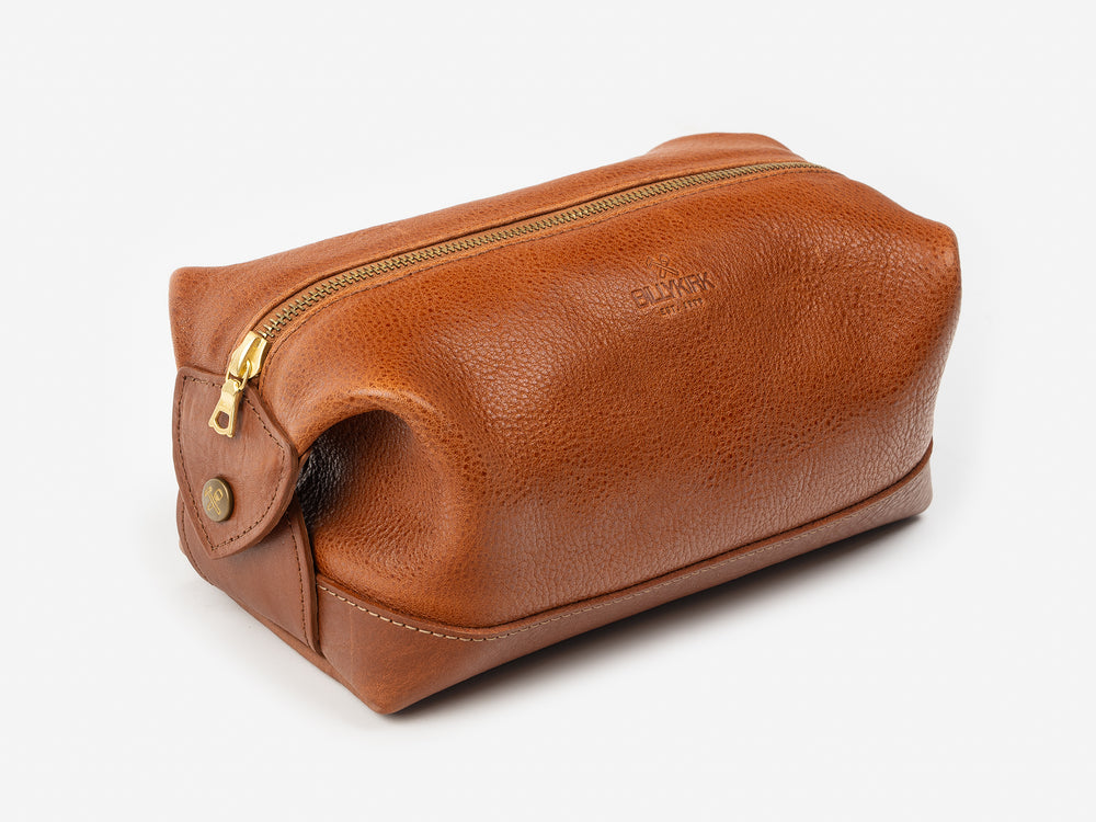 No. 644 Carryall Toiletry Bag, Tan by Billykirk